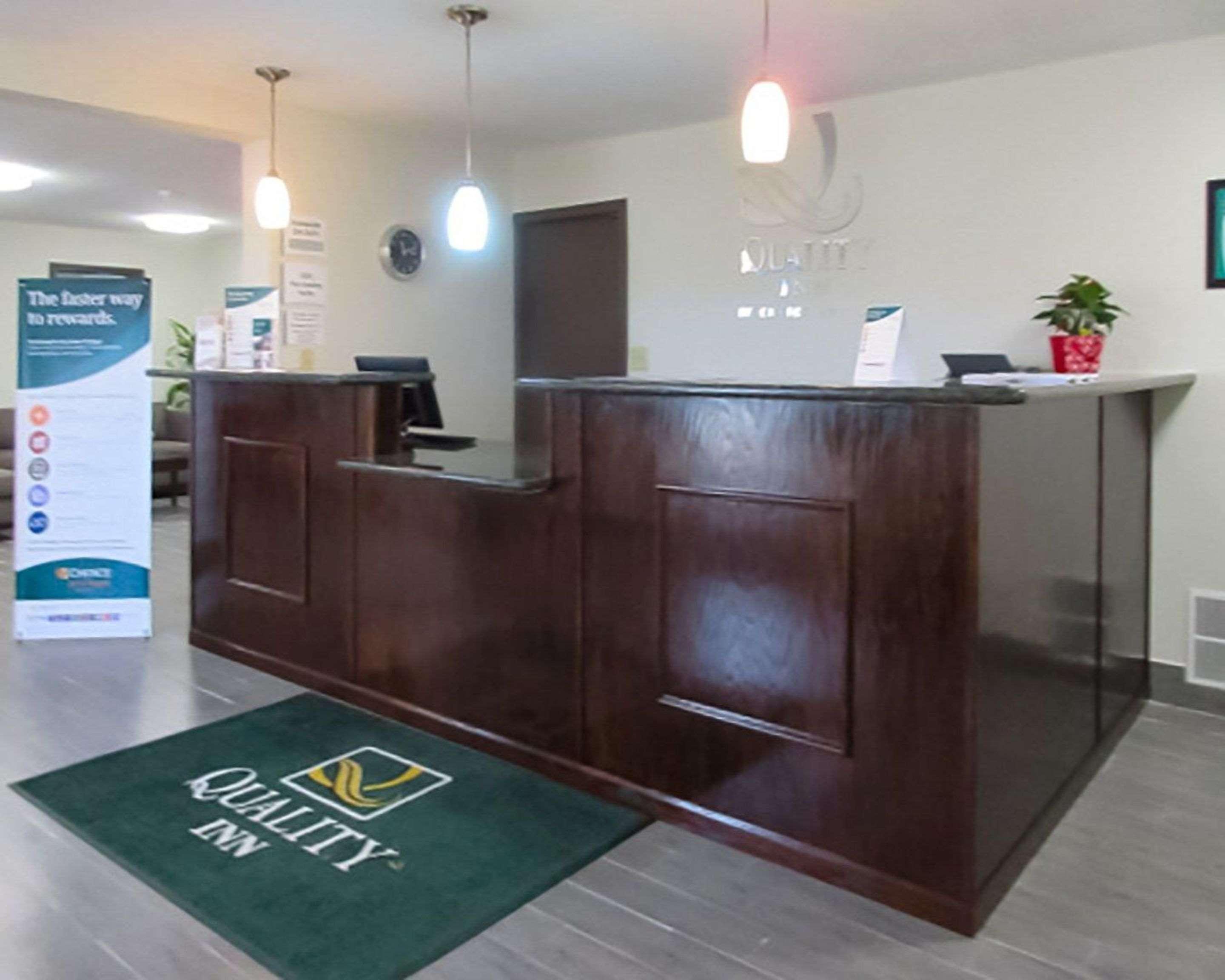 Quality Inn Farmington Buitenkant foto